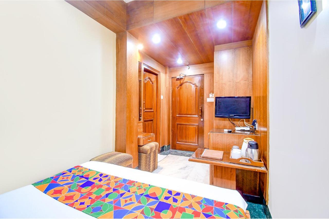 Fabhotel Panasia International Kolkata Exterior photo