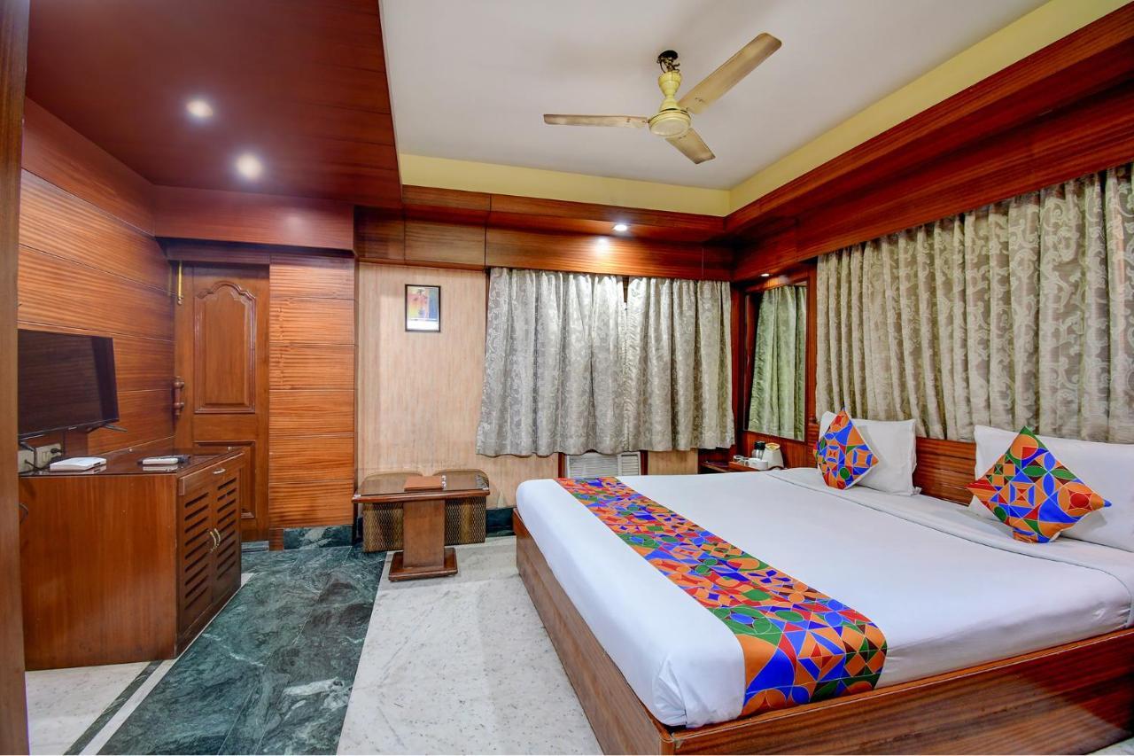 Fabhotel Panasia International Kolkata Exterior photo
