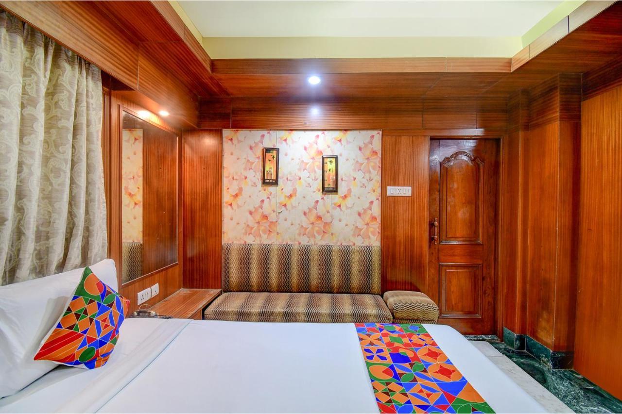 Fabhotel Panasia International Kolkata Exterior photo
