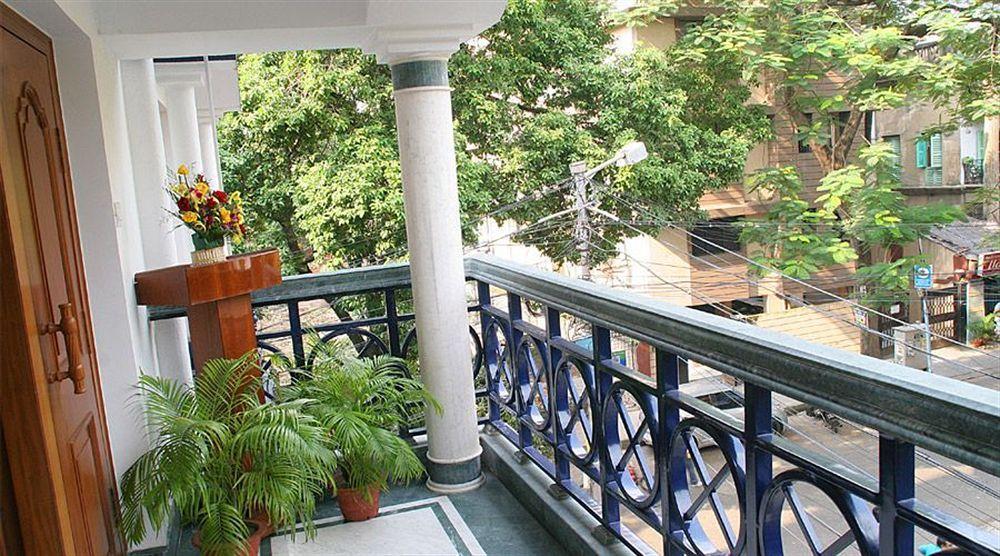 Fabhotel Panasia International Kolkata Exterior photo