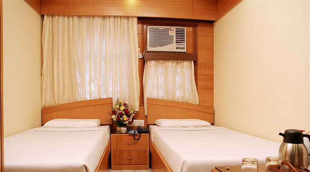 Fabhotel Panasia International Kolkata Exterior photo